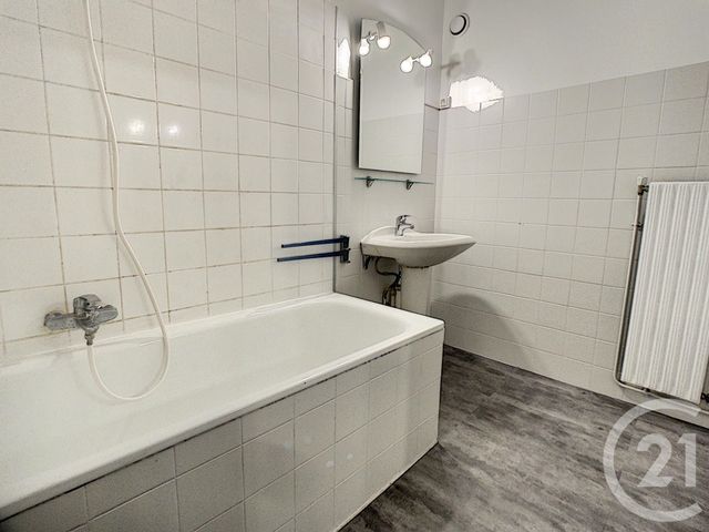 Afficher la photo en grand Appartement F3 à vendre - 3 pièces - 64.14 m2 - NICE - 06 - PROVENCE-ALPES-COTE-D-AZUR - Century 21 Optimmo