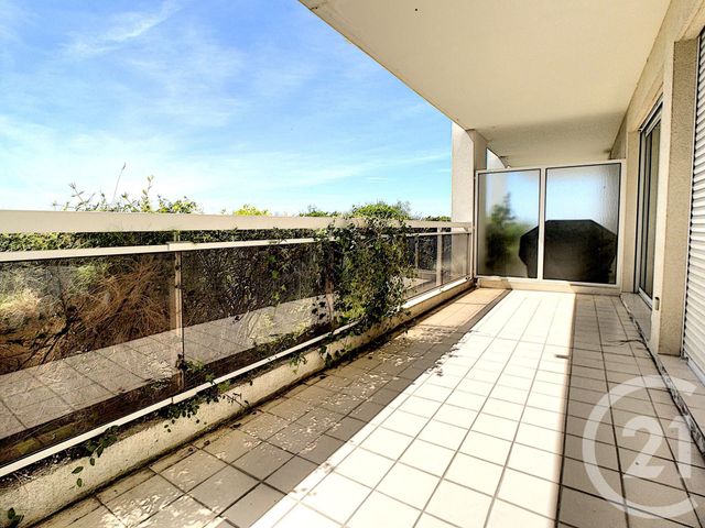 Appartement F2 à vendre - 2 pièces - 52.24 m2 - NICE - 06 - PROVENCE-ALPES-COTE-D-AZUR - Century 21 Optimmo Appartement F2 à vendre - 2 pièces - 52.24 m2 - NICE - 06 - PROVENCE-ALPES-COTE-D-AZUR - Century 21 Optimmo