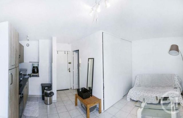 Afficher la photo en grand Appartement F1 à vendre - 1 pièce - 24.41 m2 - NICE - 06 - PROVENCE-ALPES-COTE-D-AZUR - Century 21 Optimmo