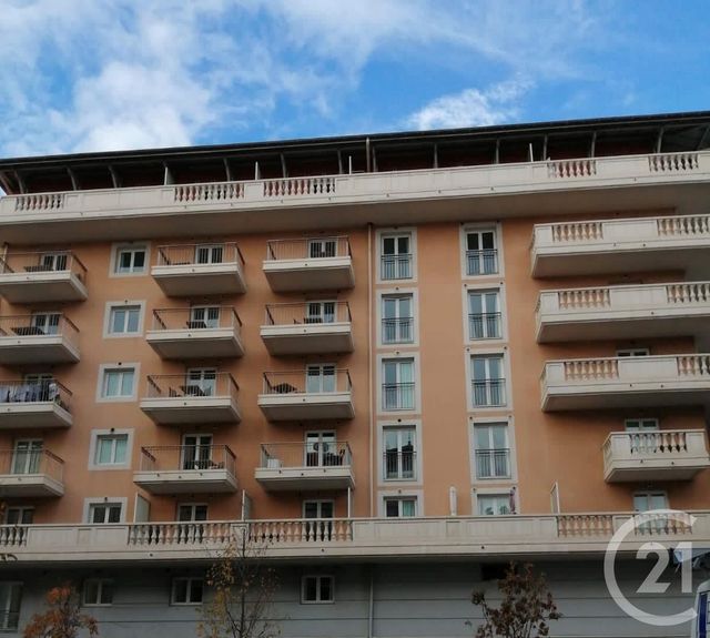 Afficher la photo en grand parking à vendre - 11.75 m2 - NICE - 06 - PROVENCE-ALPES-COTE-D-AZUR - Century 21 Optimmo