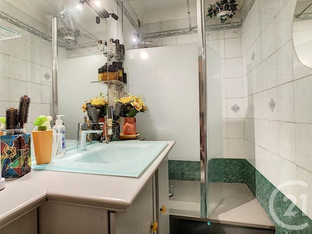 Appartement F3 à vendre - 3 pièces - 53.42 m2 - NICE - 06 - PROVENCE-ALPES-COTE-D-AZUR - Century 21 Optimmo Appartement F3 à vendre - 3 pièces - 53.42 m2 - NICE - 06 - PROVENCE-ALPES-COTE-D-AZUR - Century 21 Optimmo