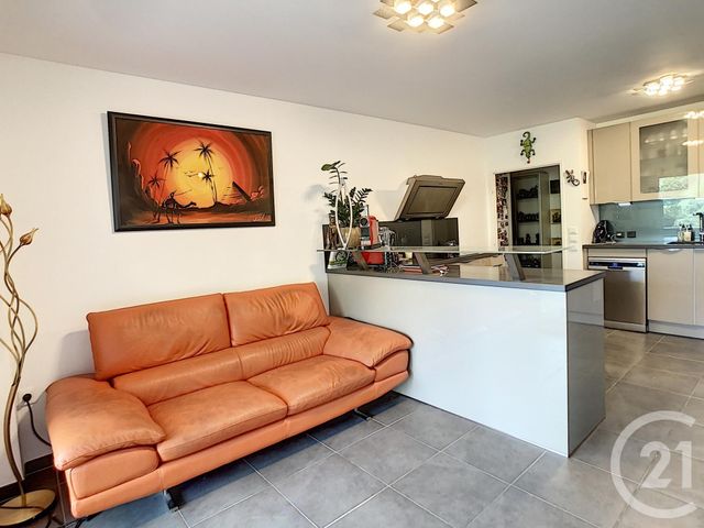 Appartement F3 à vendre - 3 pièces - 67.07 m2 - NICE - 06 - PROVENCE-ALPES-COTE-D-AZUR - Century 21 Optimmo Appartement F3 à vendre - 3 pièces - 67.07 m2 - NICE - 06 - PROVENCE-ALPES-COTE-D-AZUR - Century 21 Optimmo