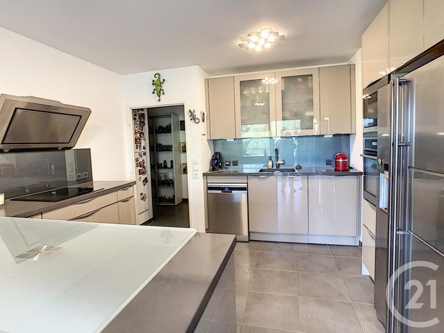 Appartement F3 à vendre - 3 pièces - 67.07 m2 - NICE - 06 - PROVENCE-ALPES-COTE-D-AZUR - Century 21 Optimmo Appartement F3 à vendre - 3 pièces - 67.07 m2 - NICE - 06 - PROVENCE-ALPES-COTE-D-AZUR - Century 21 Optimmo