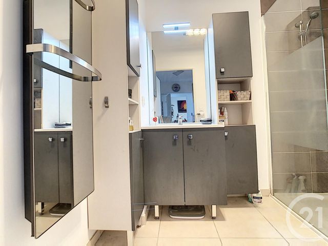 Appartement F3 à vendre - 3 pièces - 67.07 m2 - NICE - 06 - PROVENCE-ALPES-COTE-D-AZUR - Century 21 Optimmo Appartement F3 à vendre - 3 pièces - 67.07 m2 - NICE - 06 - PROVENCE-ALPES-COTE-D-AZUR - Century 21 Optimmo