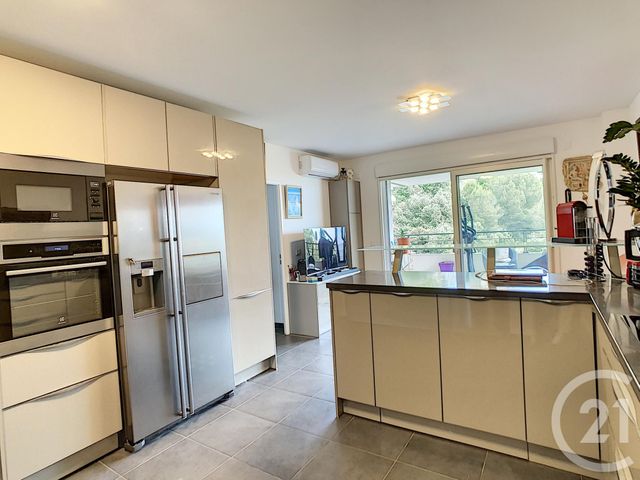 Appartement F3 à vendre - 3 pièces - 67.07 m2 - NICE - 06 - PROVENCE-ALPES-COTE-D-AZUR - Century 21 Optimmo Appartement F3 à vendre - 3 pièces - 67.07 m2 - NICE - 06 - PROVENCE-ALPES-COTE-D-AZUR - Century 21 Optimmo