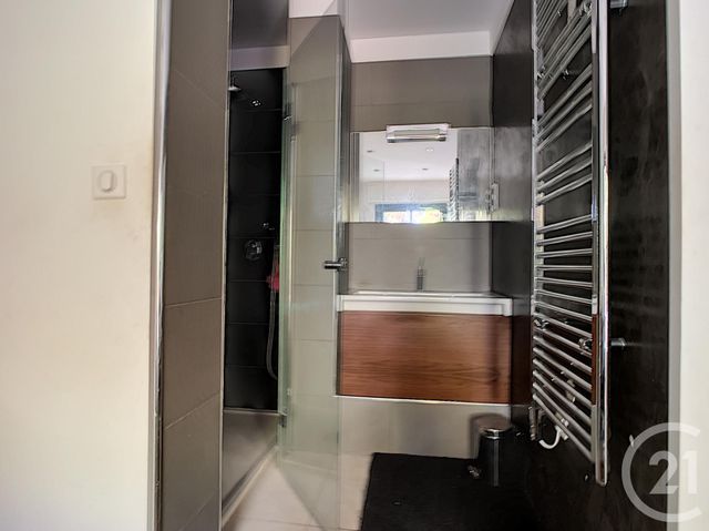 Afficher la photo en grand Appartement F2 à vendre - 2 pièces - 43.65 m2 - NICE - 06 - PROVENCE-ALPES-COTE-D-AZUR - Century 21 Optimmo