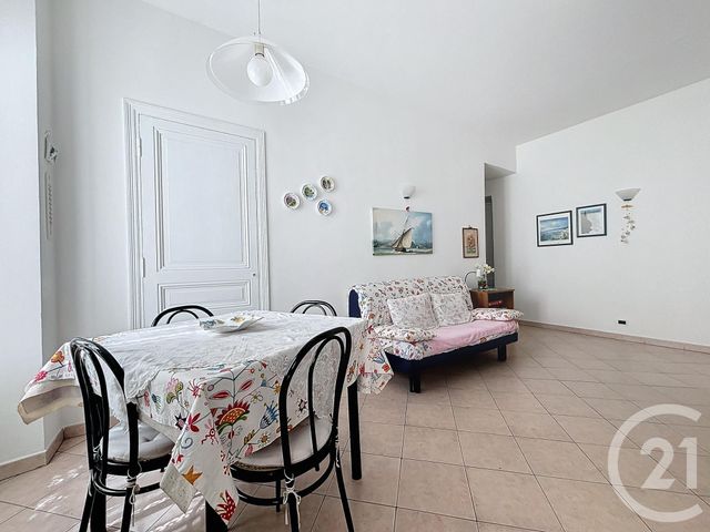 Appartement F2 à vendre - 2 pièces - 45.21 m2 - NICE - 06 - PROVENCE-ALPES-COTE-D-AZUR - Century 21 Optimmo