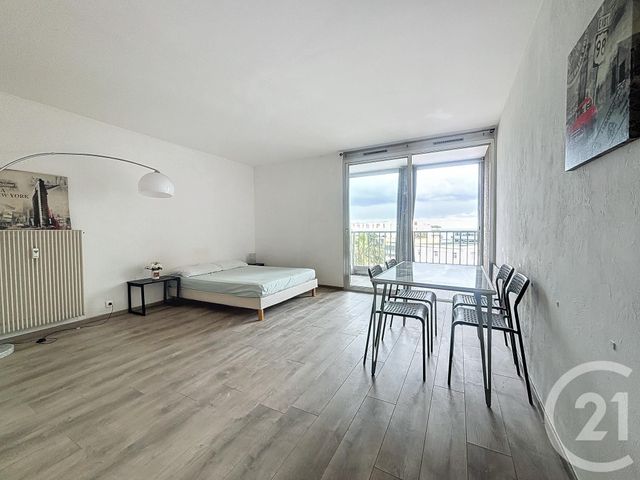 Appartement F1 à vendre ST LAURENT DU VAR